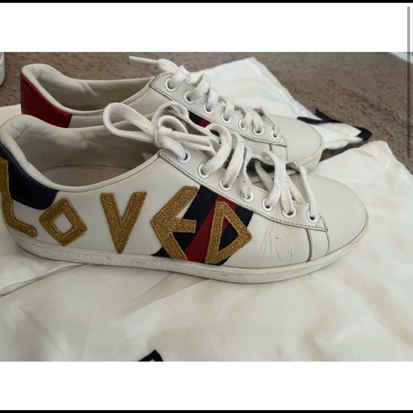 LOVED GUCCI SNEAKERS - Picture 3 of 4